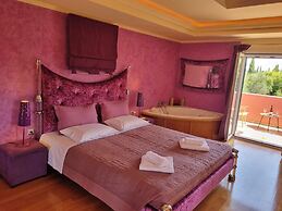 Le Chateaux by Corfuescapes