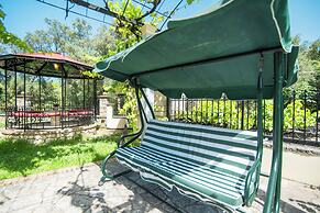 Le Chateaux by Corfuescapes