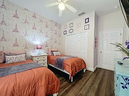 3 Bed 2 Bath Condo Bahama Bay Resort