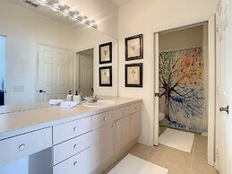 3 Bed Resort Condo Near Disney