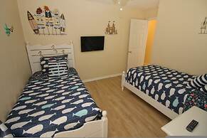 Gorgeous 4 Bed Home In Gated Community