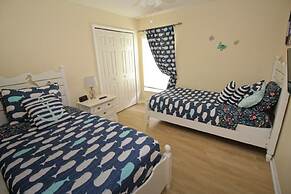 Gorgeous 4 Bed Home In Gated Community