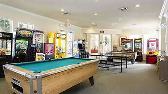 4 Bed Pool Spa Home-windsor Palms Resort