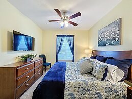 Summer Dreams 3 Bed Condo in Windsor Hills