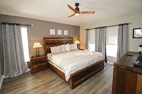 Newly Renovated Home With Calming Atmosphere