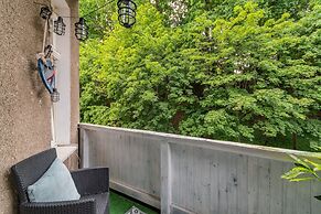 Traffic Studio 2 by Grand Apartments