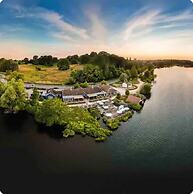 Central Ellesmere -sleeps2 - Parking - Petfriendly