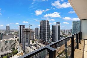 Amazing City View Condo at Miami