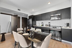 Amazing City View Condo at Miami