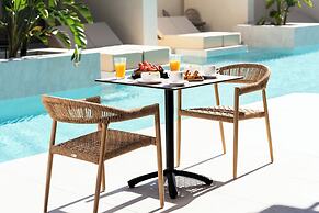 Heyday Luxury Suites