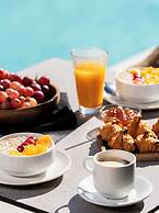 Heyday Luxury Suites