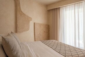 Heyday Luxury Suites