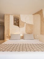 Heyday Luxury Suites