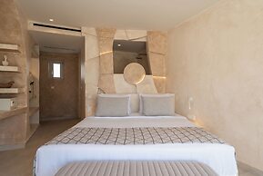 Heyday Luxury Suites