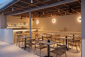 Heyday Luxury Suites