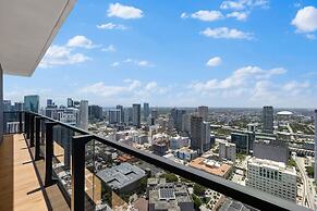 Stylish Downtown Miami Condo with Views