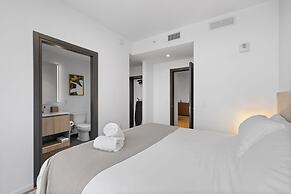 Stylish Downtown Miami Condo with Views