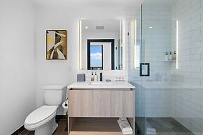 Stylish Downtown Miami Condo with Views