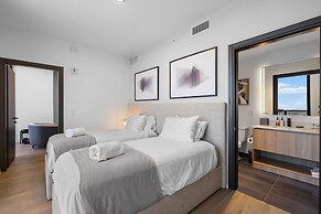 Stylish Downtown Miami Condo with Views