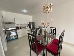 Apartment Near Beach And Airport