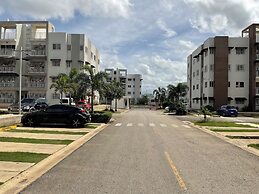 Apartment Near Beach And Airport