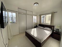 Apartment Near Beach And Airport