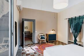 Noto Urban Chic Apartment