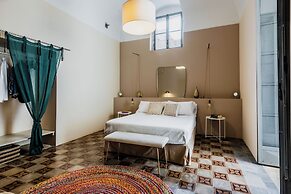 Noto Urban Chic Apartment