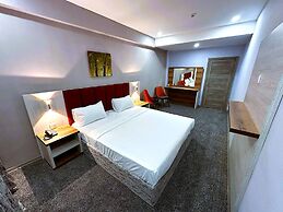 Amazon Hotel - Free Massage