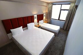 Amazon Hotel - Free Massage