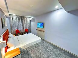 Amazon Hotel - Free Massage