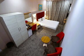 Amazon Hotel - Free Massage