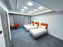 Amazon Hotel - Free Massage