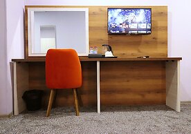 Amazon Hotel - Free Massage