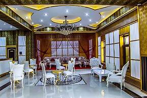 Amazon Hotel - Free Massage