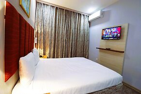 Amazon Hotel - Free Massage