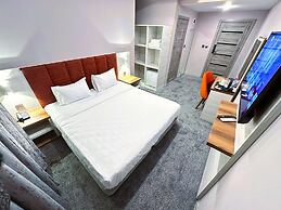 Amazon Hotel - Free Massage