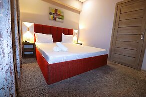 Amazon Hotel - Free Massage