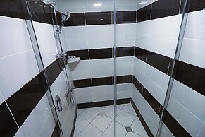 Amazon Hotel - Free Massage