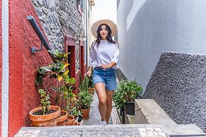 Seaside Sunset - The Shell by Madeira Sun Travel