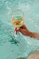 Thalelion Villa Private Pool and Jacuzzi