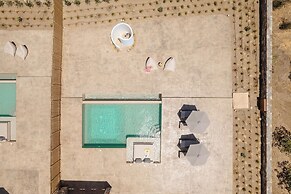 Thalelion Villa Private Pool and Jacuzzi
