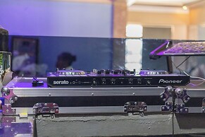 Sun City Amuzement Park Hotel Soroti