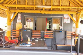 Sun City Amuzement Park Hotel Soroti