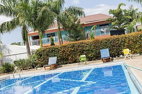 Sun City Amuzement Park Hotel Soroti
