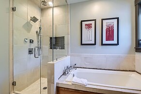 Elegant Mountain Getaway On Daly Ave! 135 3 Bedroom Home by RedAwning