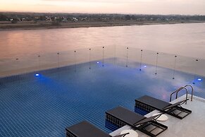 One Riviera Hotel and Residences