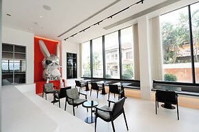 One Riviera Hotel and Residences