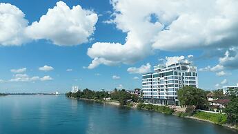 One Riviera Hotel and Residences