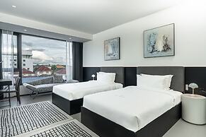 One Riviera Hotel and Residences